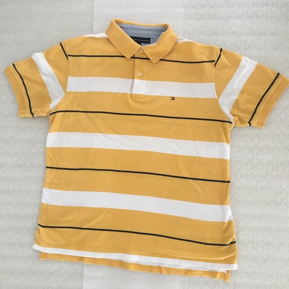 Stylish Tommy Hilfiger Men's Polo Shirt - Picture 2 of 7